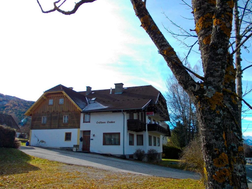 Hôtel Gasthaus Gruber à Tamsweg Extérieur photo