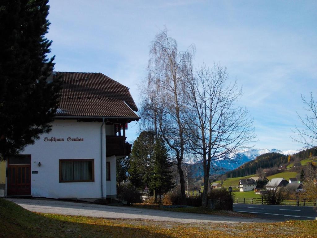 Hôtel Gasthaus Gruber à Tamsweg Extérieur photo